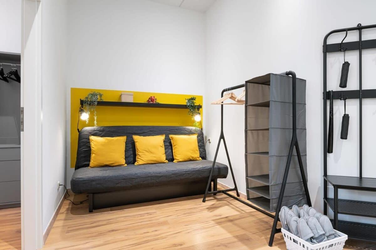 Big Near Rotkreuzplatz With 3 Bedroom For 12 Pax Appartement